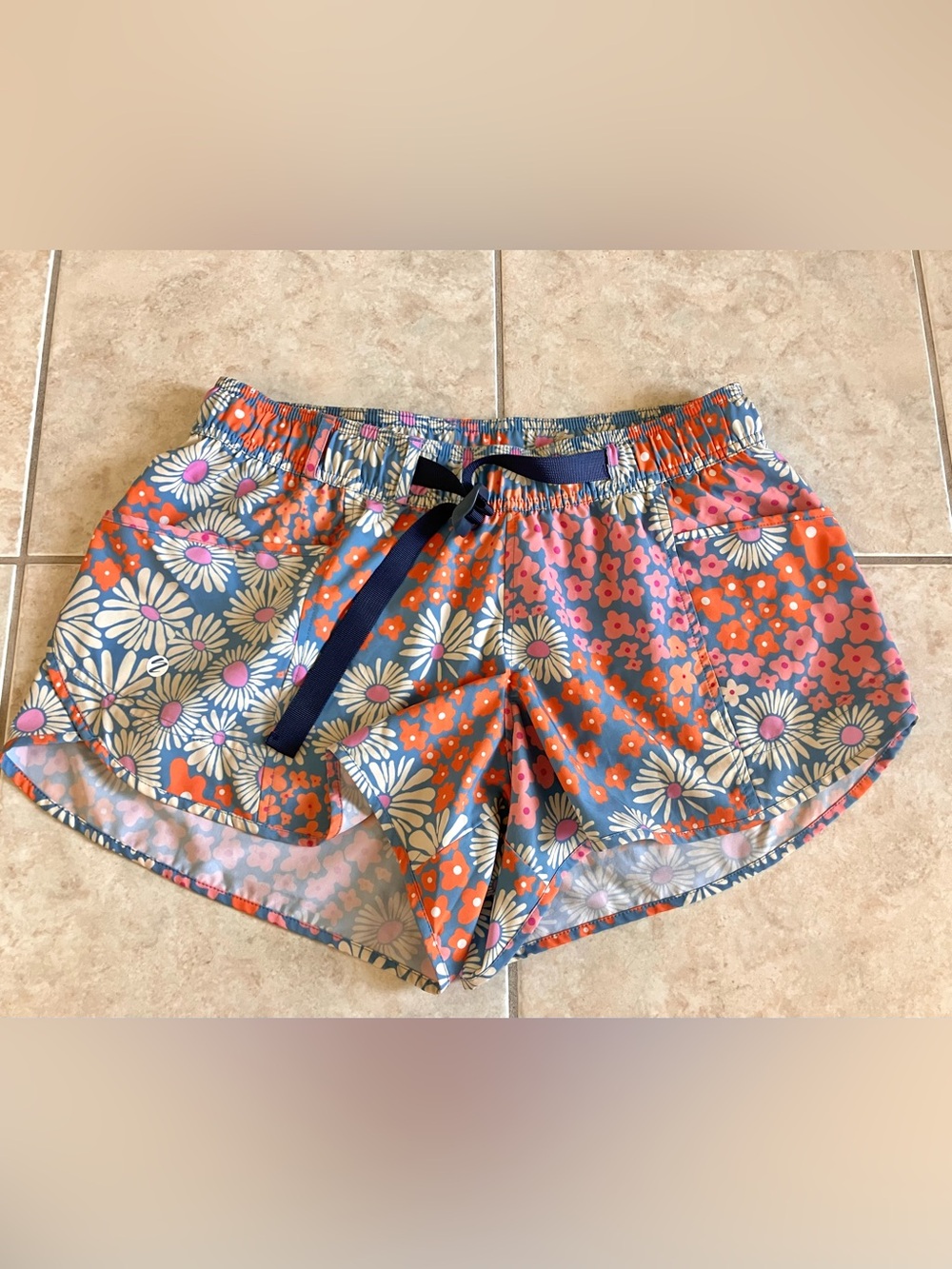 NWOT Nani Swimwear shorts